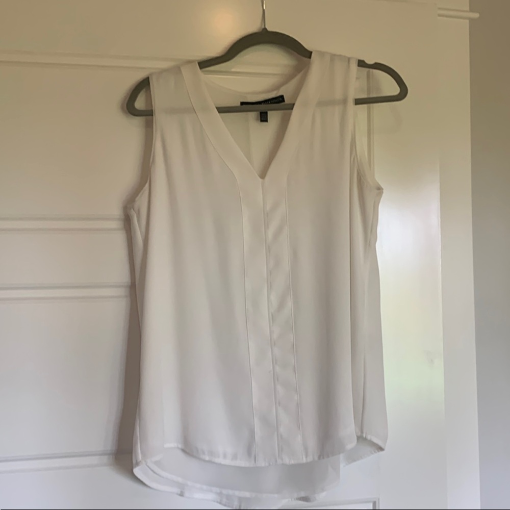 White House Black Market Cream Sleeveless Tunic